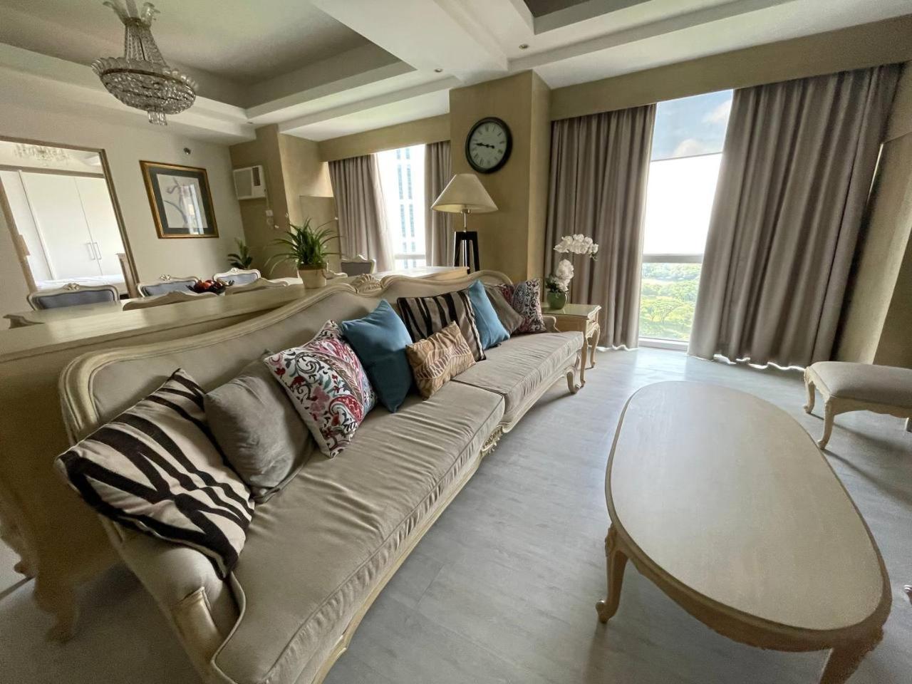 Avant At The Fort By Urban Realty Manila Eksteriør bilde